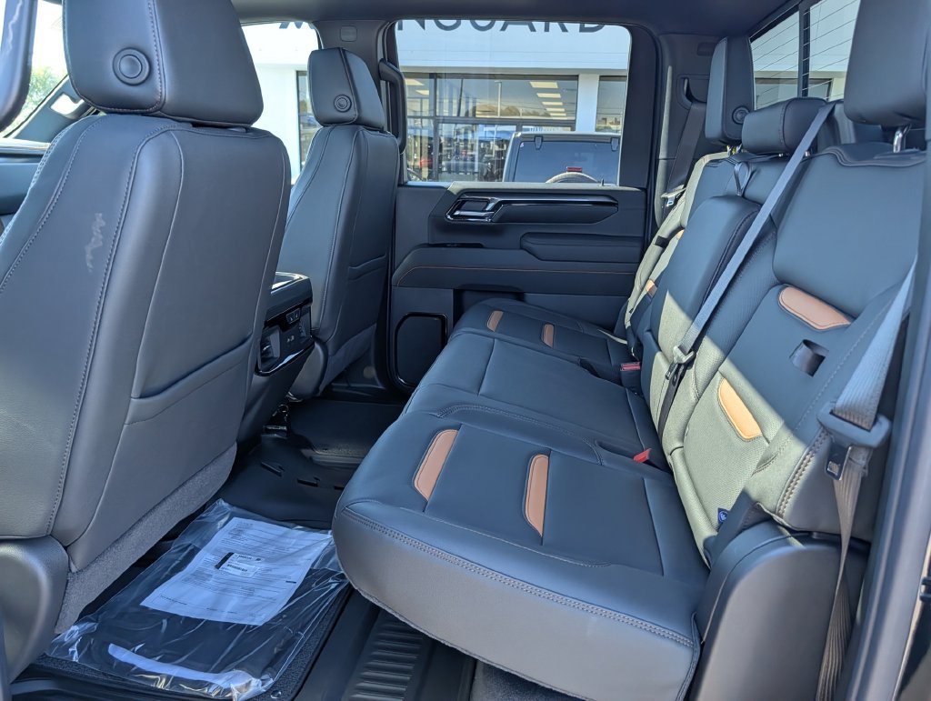 New 2026 GMC Sierra 2500 AT4 w/ AT4 Premium Plus Package AWD/4WD image 27