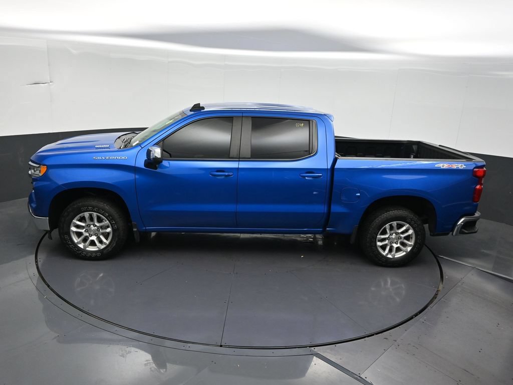 Used 2024 Chevrolet Silverado 1500 LT w/ Safety Package AWD/4WD image 16