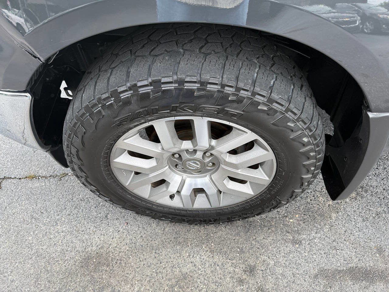 Used 2012 Nissan Frontier SL AWD/4WD image 10