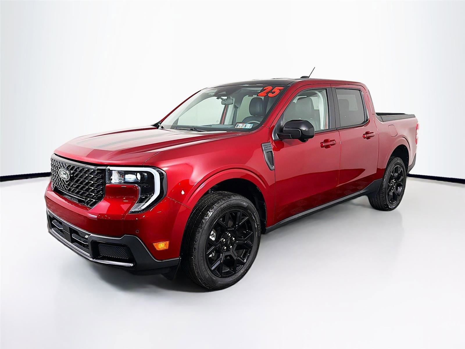 Used 2025 Ford Maverick Lariat w/ Black Appearance Package AWD/4WD image 3