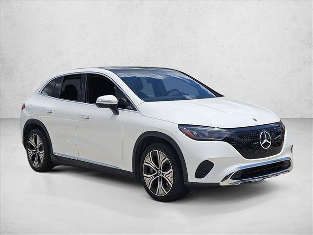 Used 2023 Mercedes-Benz EQE 350+ SUV image 3