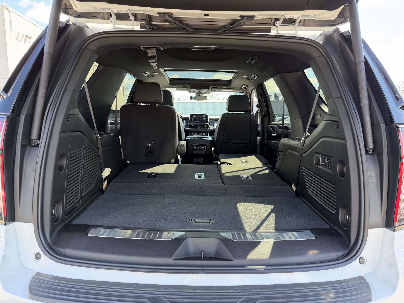 Certified 2022 Chevrolet Tahoe RST w/ Luxury Package image 6