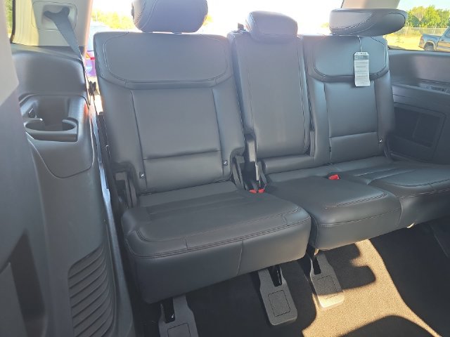 Used 2025 Ford Expedition Active AWD/4WD image 13
