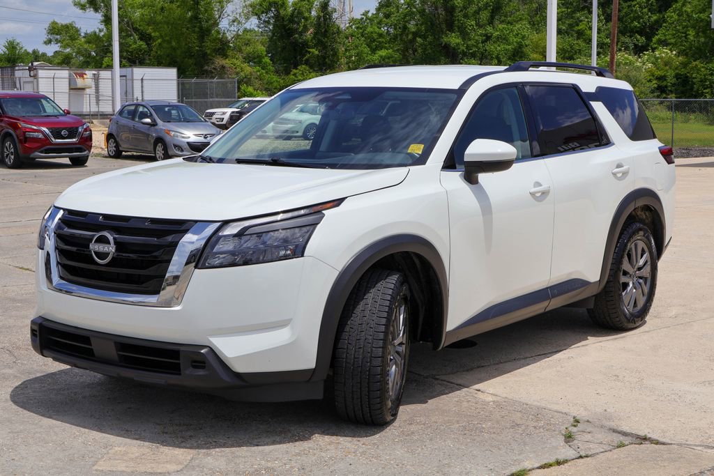 Used 2024 Nissan Pathfinder SV AWD/4WD image 24