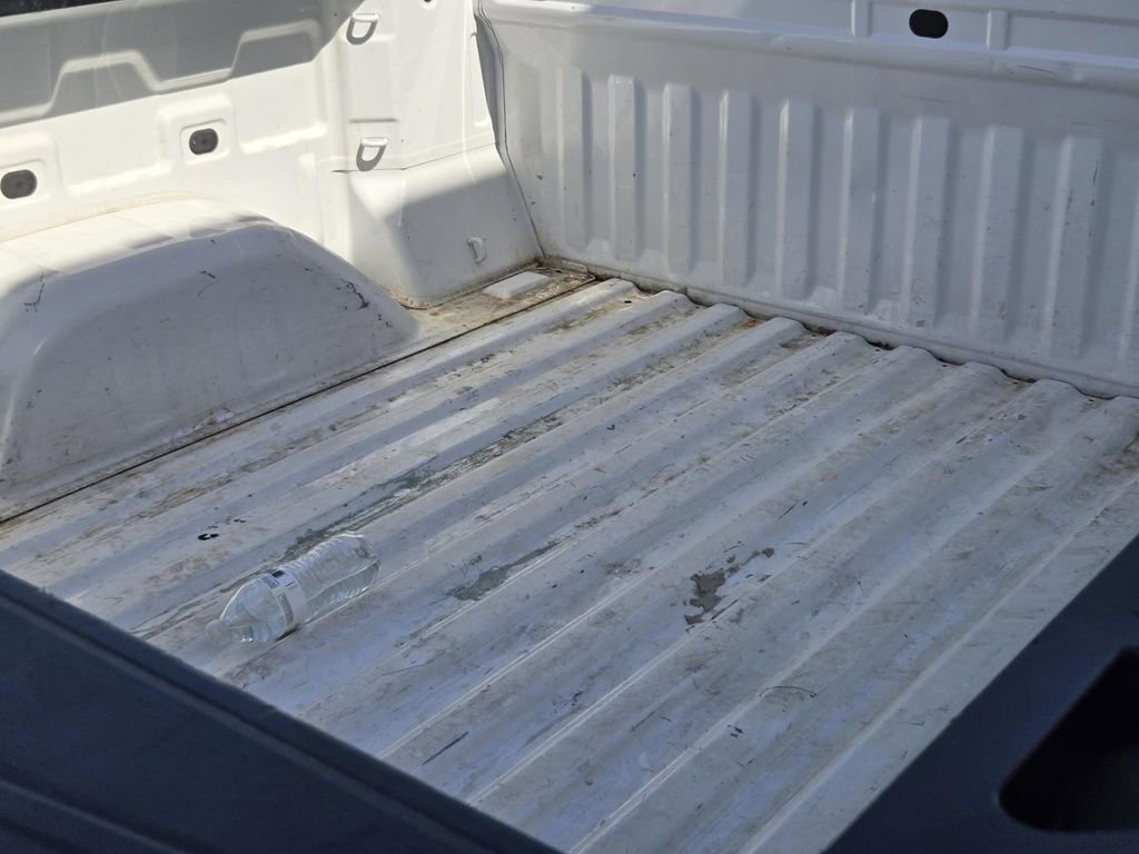 Used 2023 GMC Sierra 1500 Elevation image 9