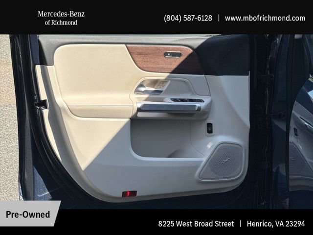 Used 2022 Mercedes-Benz EQB 300 4MATIC image 12