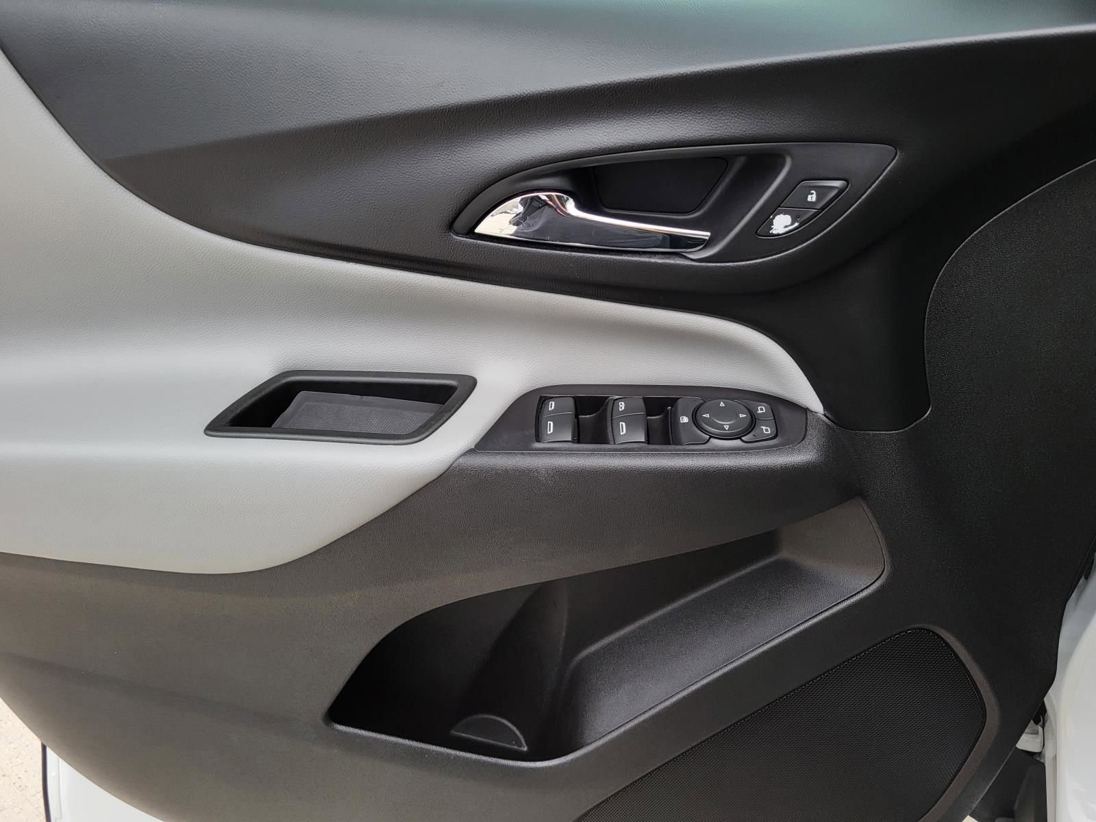Used 2019 Chevrolet Equinox LS FWD image 15