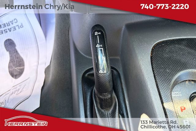 Used 2006 Jeep Liberty Sport AWD/4WD image 17