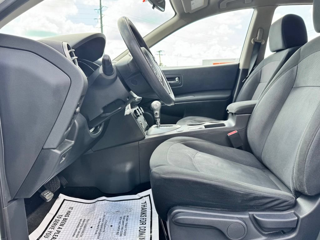 Used 2015 Nissan Rogue S w/ Convenience Package AWD/4WD image 24