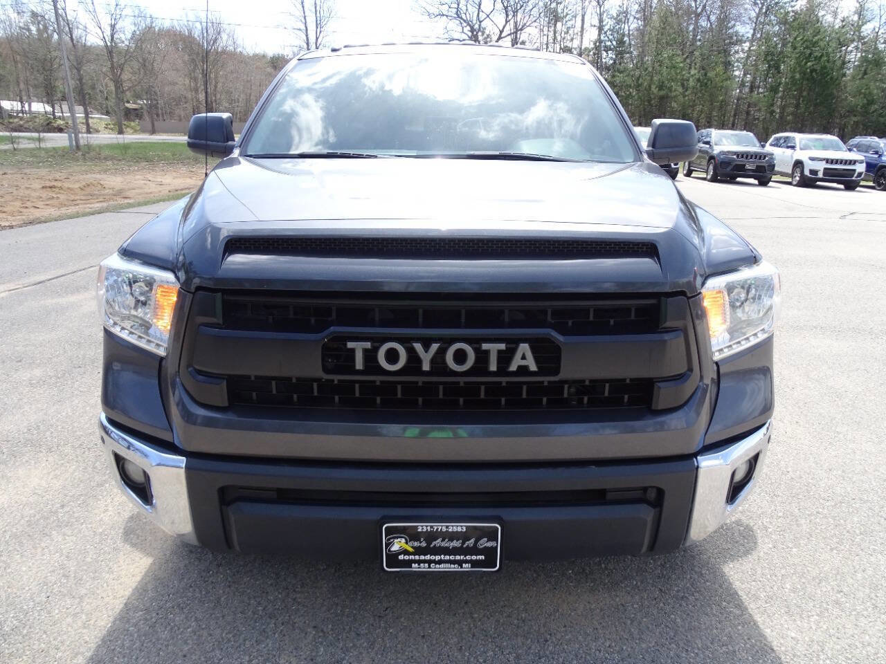 Used 2017 Toyota Tundra SR5 image 6