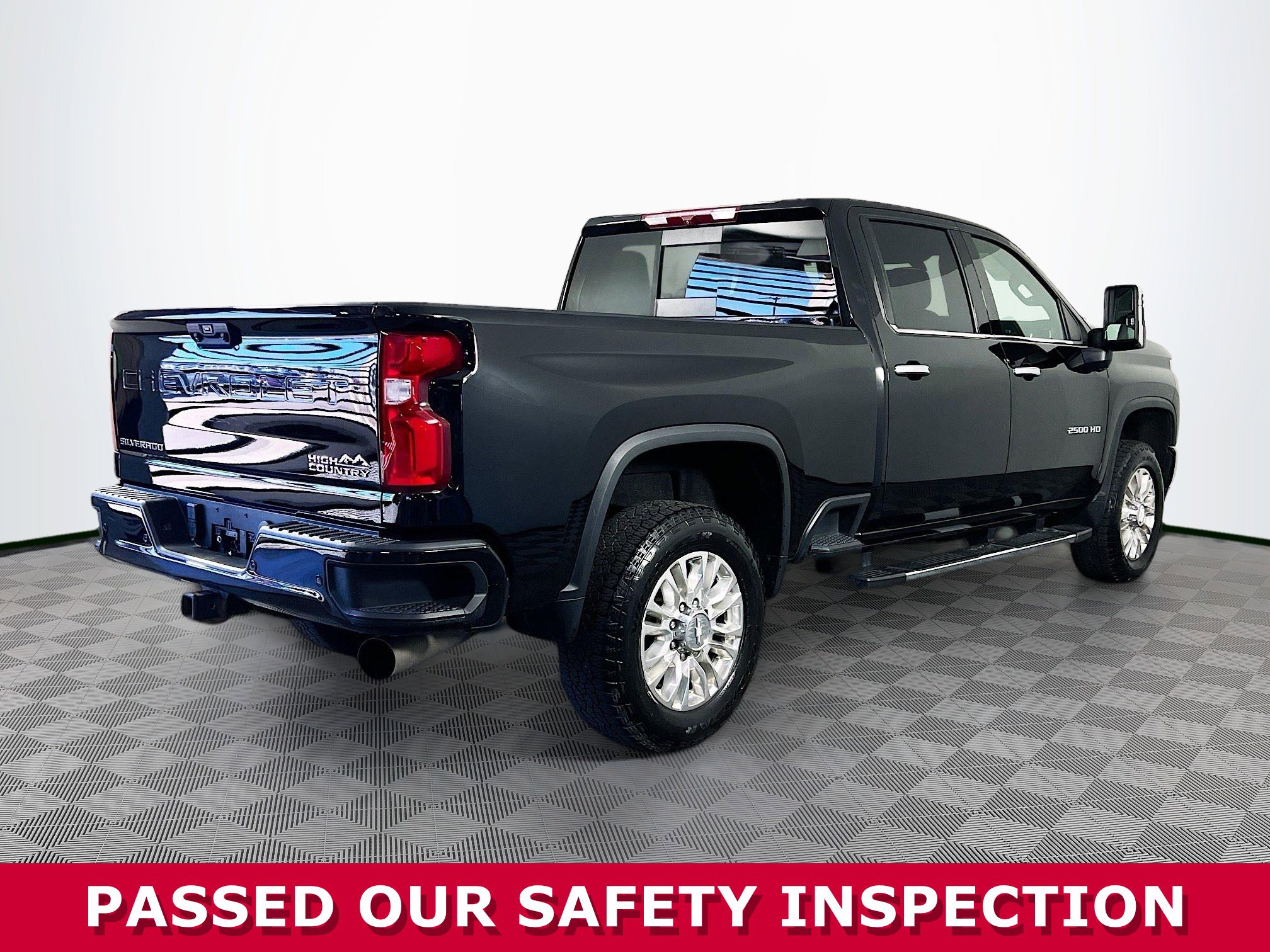 Used 2022 Chevrolet Silverado 2500 High Country image 30
