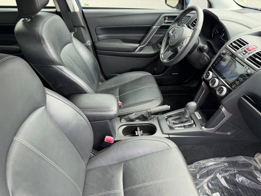 Used 2017 Subaru Forester 2.5i Touring AWD/4WD image 16
