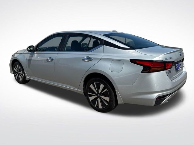 Used 2022 Nissan Altima 2.5 SV w/ SV Premium Package image 3