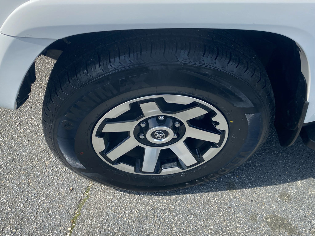 Used 2024 Toyota 4Runner TRD Off-Road Premium image 16