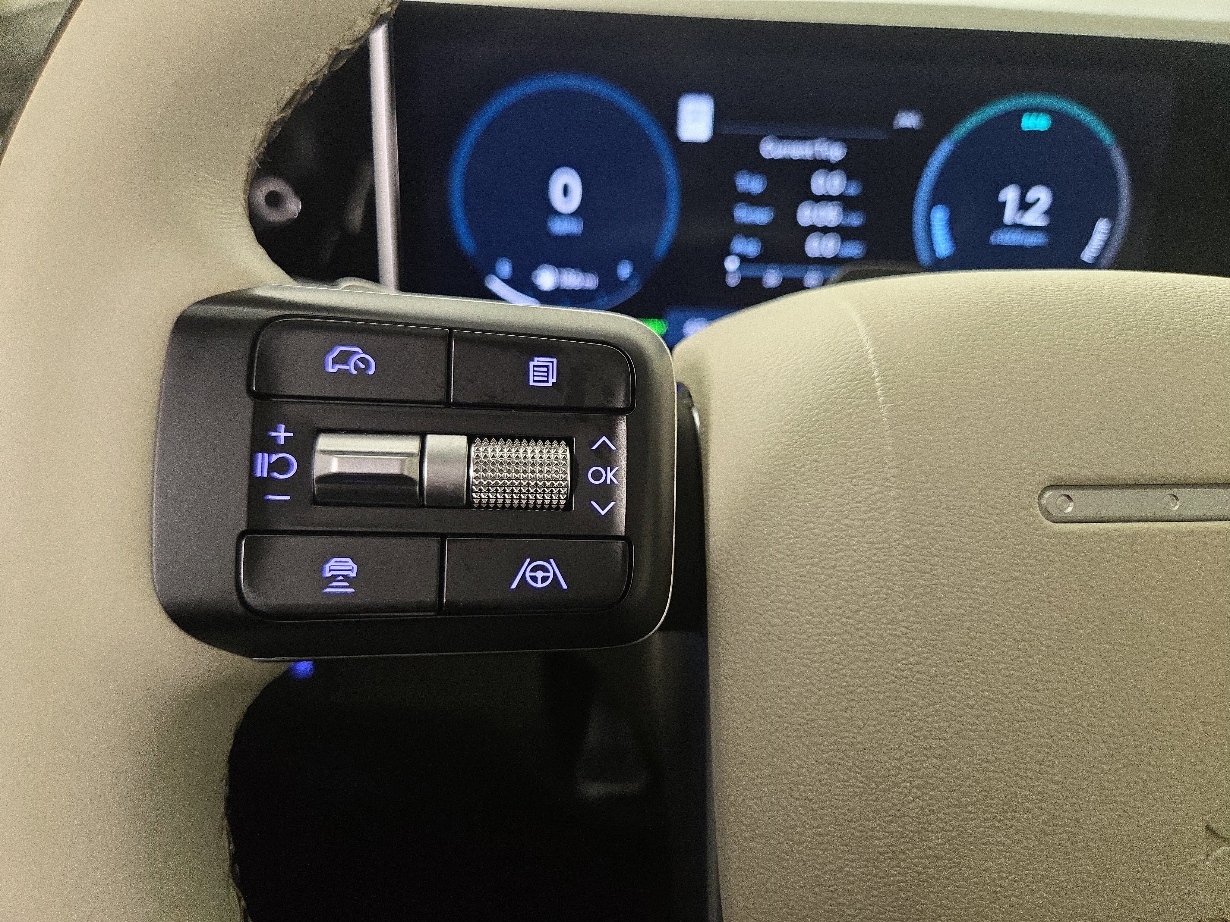 Used 2024 Hyundai Santa Fe Calligraphy image 16