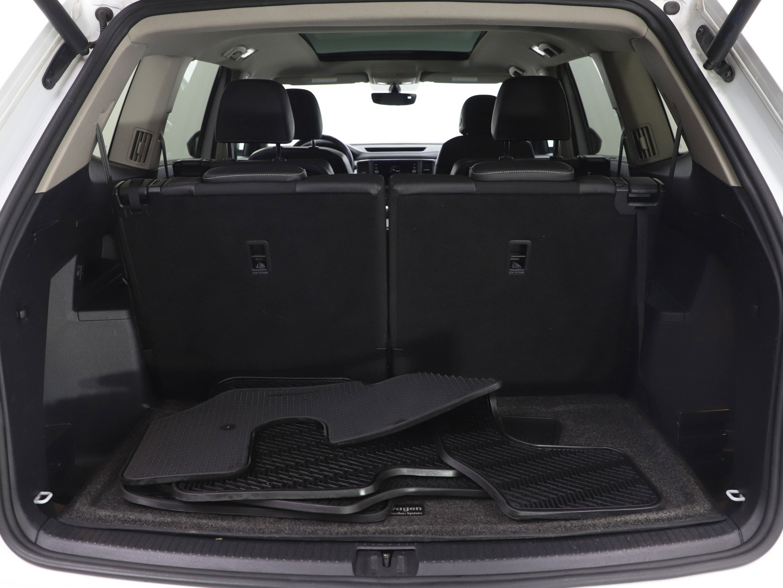 Used 2021 Volkswagen Atlas SE w/ Panoramic Sunroof Package image 11