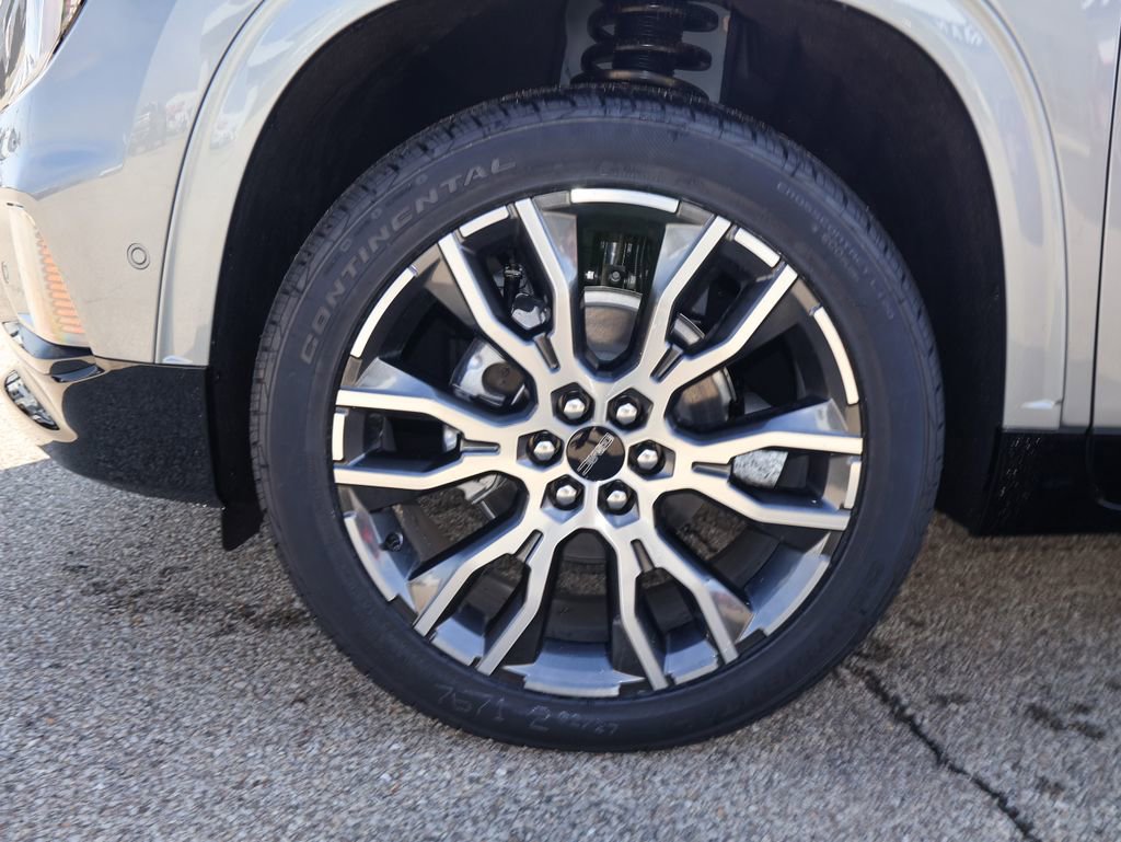 New 2026 GMC Acadia Denali Ultimate w/ LPO, Floor Liner Package image 39