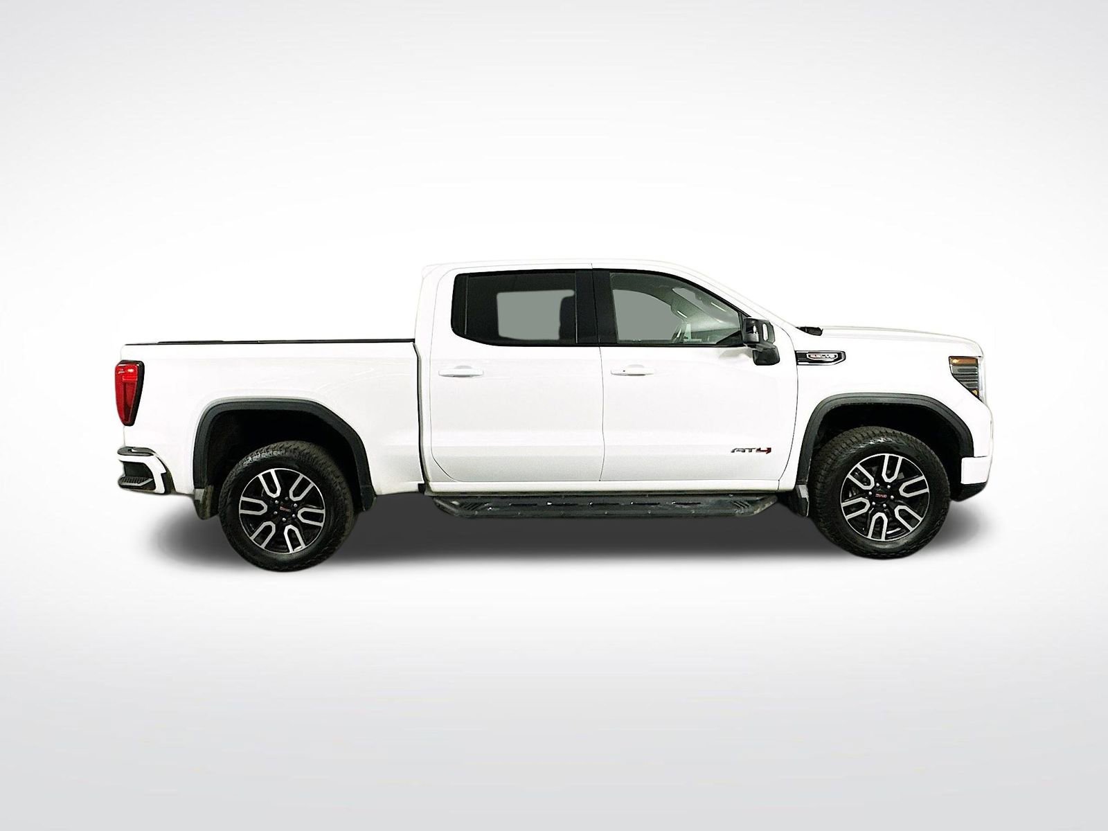 Used 2022 GMC Sierra 1500 AT4 w/ AT4 Preferred Package image 9