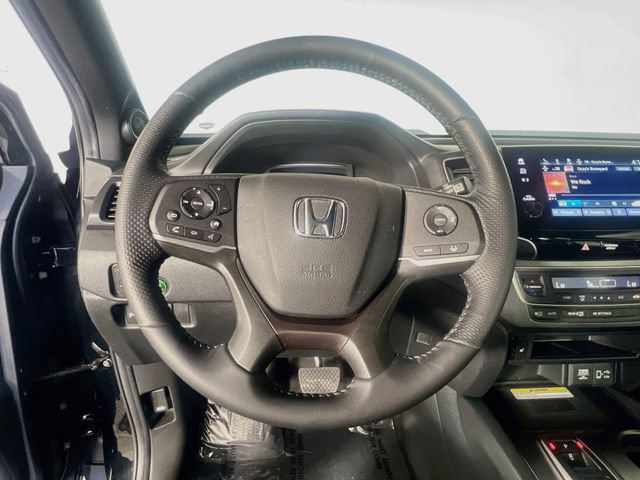 Used 2023 Honda Passport EX-L image 16