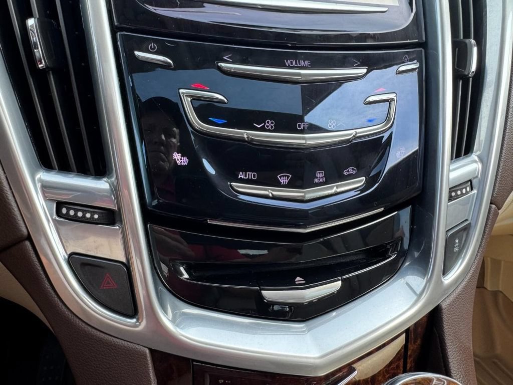 Used 2013 Cadillac SRX Luxury AWD/4WD image 20
