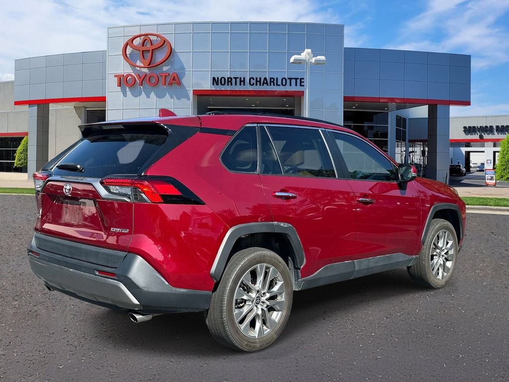 Used 2022 Toyota RAV4 Limited w/ Limited Grade Weather Package FWD image 8