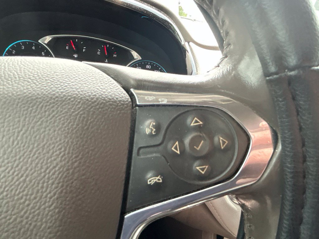 Used 2019 Chevrolet Traverse LT w/ LT Premium Package AWD/4WD image 22