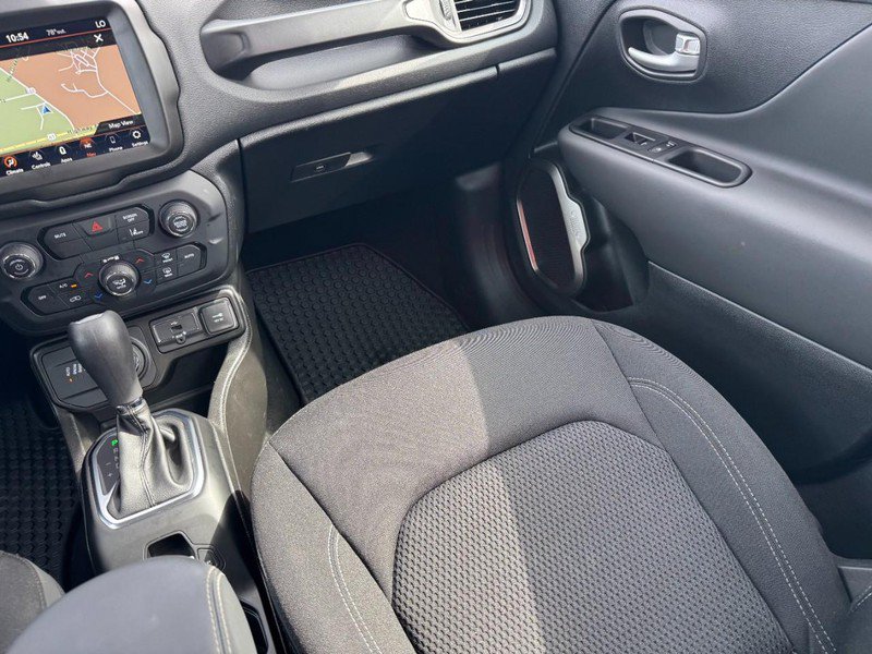 Used 2023 Jeep Renegade Latitude w/ Premium Group AWD/4WD image 15