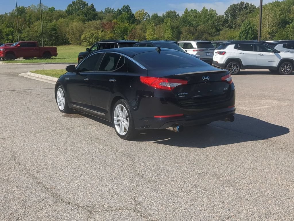 Used 2013 Kia Optima SX w/ Chrome Limited Pkg FWD image 3