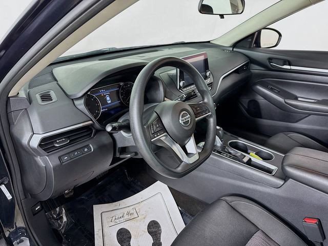 Used 2022 Nissan Altima 2.5 SV image 9