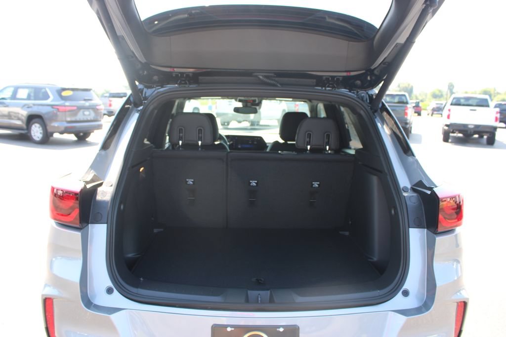 New 2026 Chevrolet TrailBlazer RS w/ Convenience Package FWD image 17