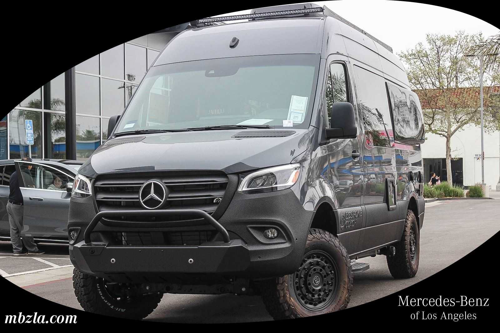 Used 2023 Mercedes-Benz Sprinter 2500 video 1
