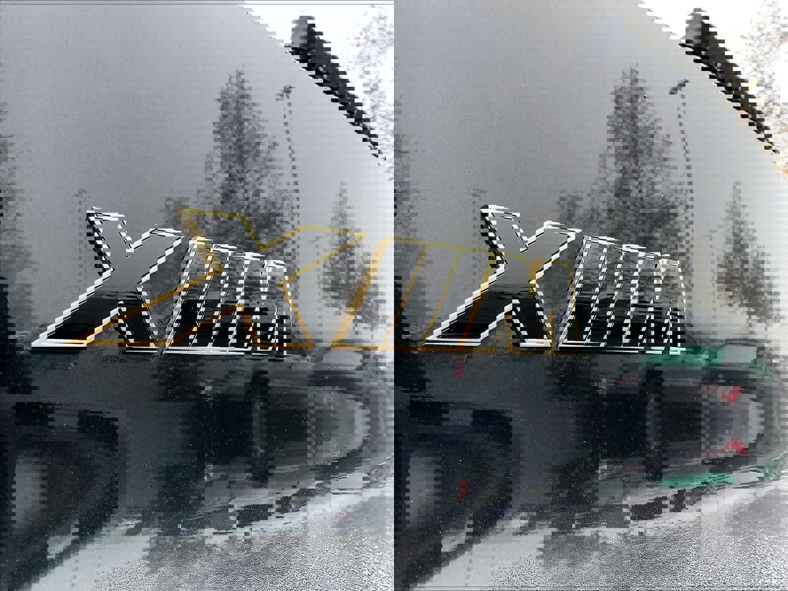 Used 2025 BMW XM image 11