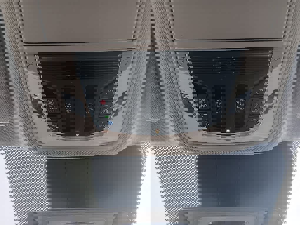 Used 2023 Acura RDX AWD image 30