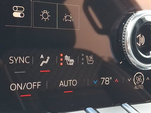 Used 2026 GMC Acadia Denali FWD image 25