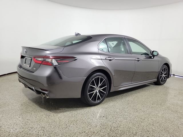 Used 2024 Toyota Camry SE FWD image 5