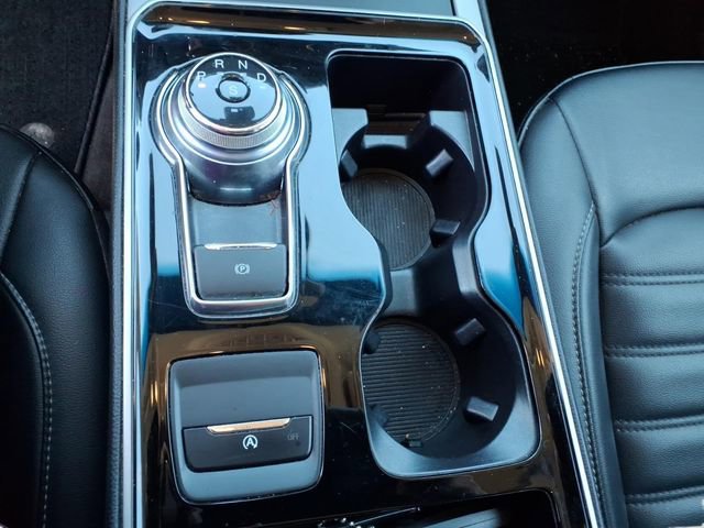 Used 2019 Ford Edge SEL w/ Equipment Group 201A AWD/4WD image 21