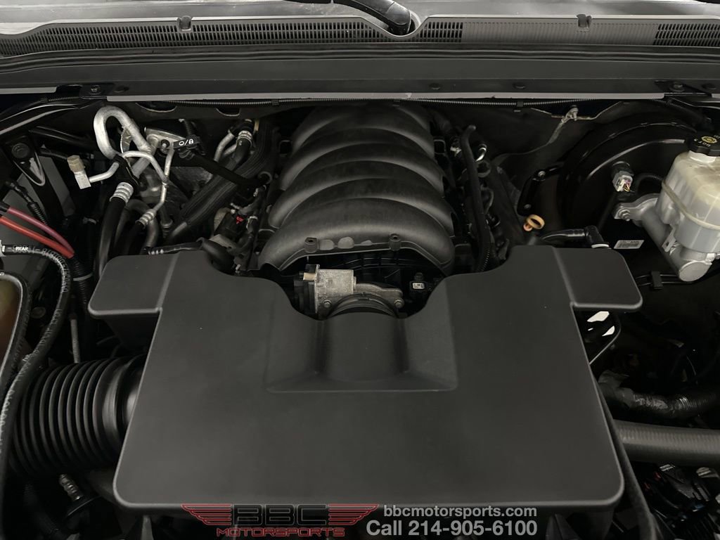 Used 2019 Chevrolet Suburban LT image 7