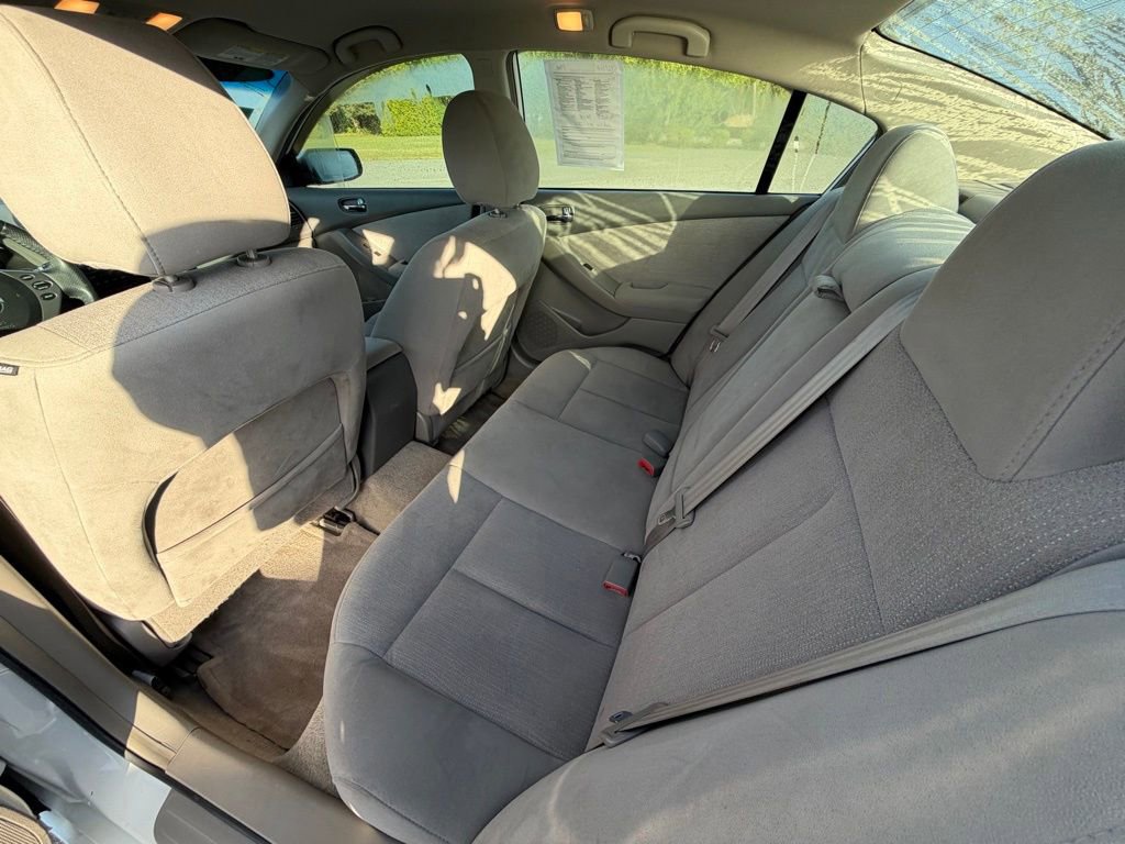 Used 2011 Nissan Altima 2.5 S w/ Special Edition Pkg FWD image 21