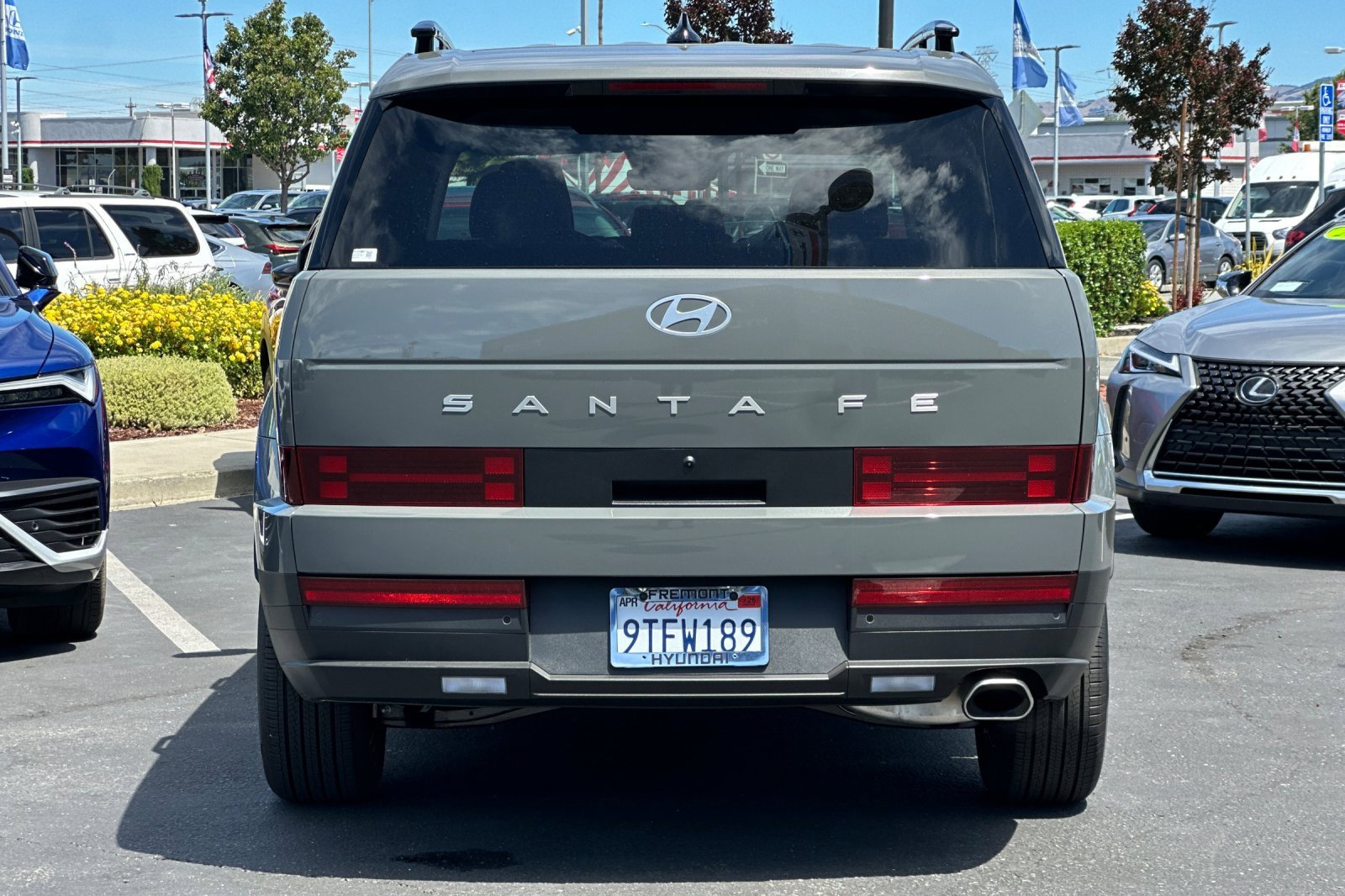 Certified 2025 Hyundai Santa Fe SEL image 4