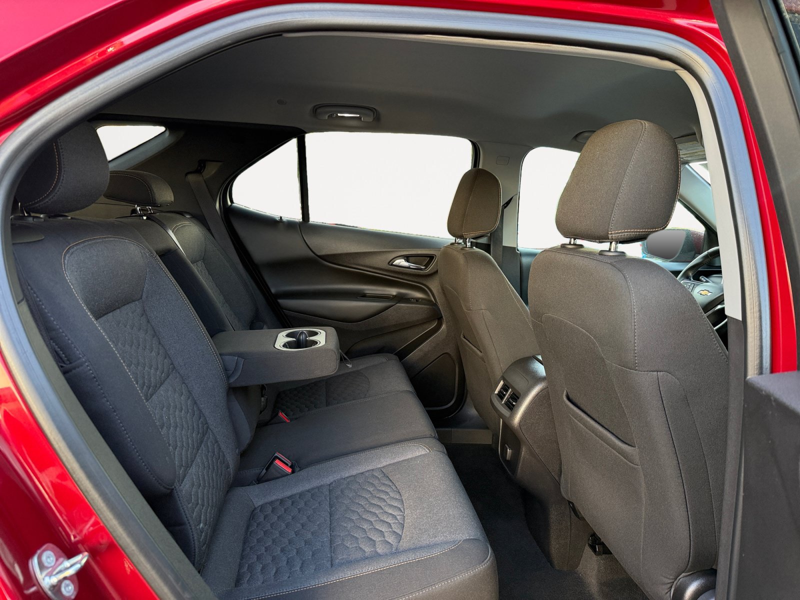 Used 2018 Chevrolet Equinox LT AWD/4WD image 18