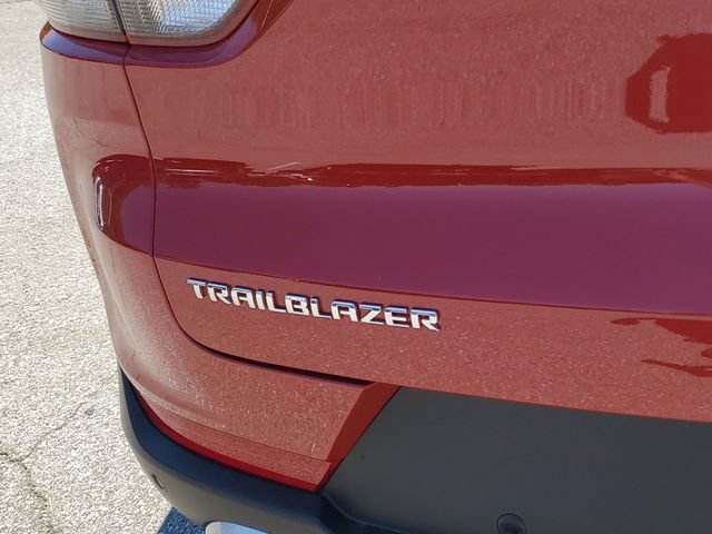 New 2026 Chevrolet TrailBlazer LT w/ Driver Confidence Package FWD image 7