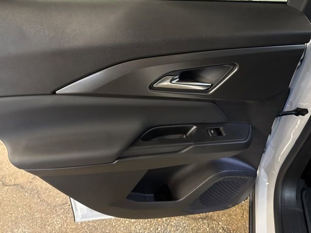 New 2026 Chevrolet Equinox EV LT FWD image 21