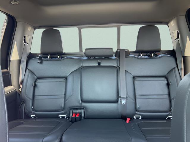 Used 2023 GMC Sierra 3500 Denali w/ Denali Ultimate Package image 12