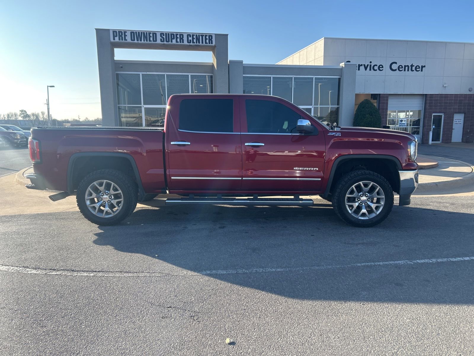 Used 2018 GMC Sierra 1500 SLT image 4