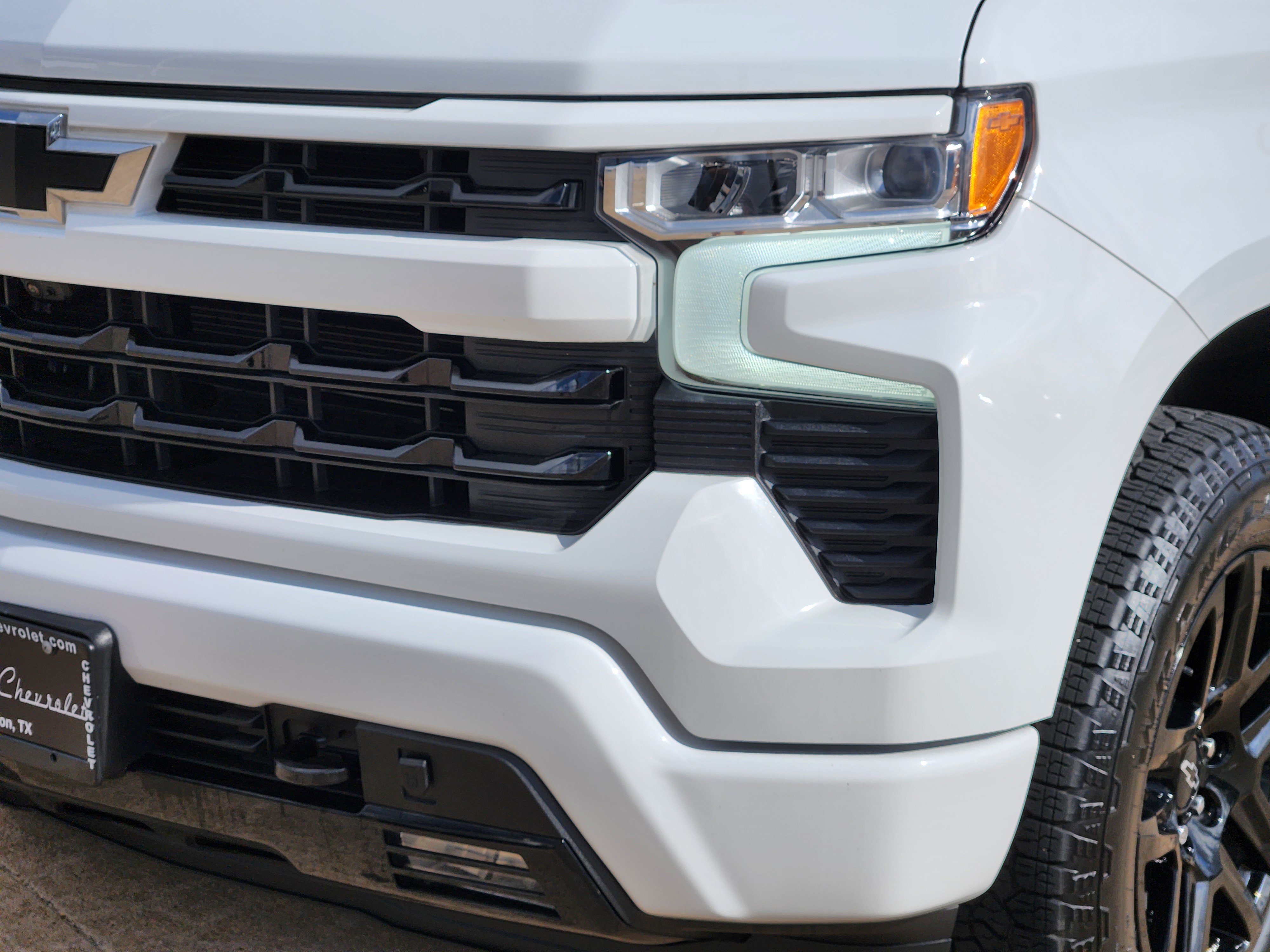 Used 2023 Chevrolet Silverado 1500 RST AWD/4WD image 10