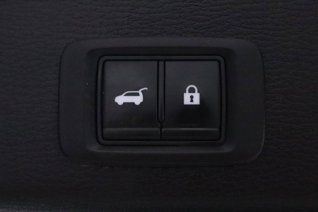 Used 2022 Mitsubishi Outlander SEL image 8