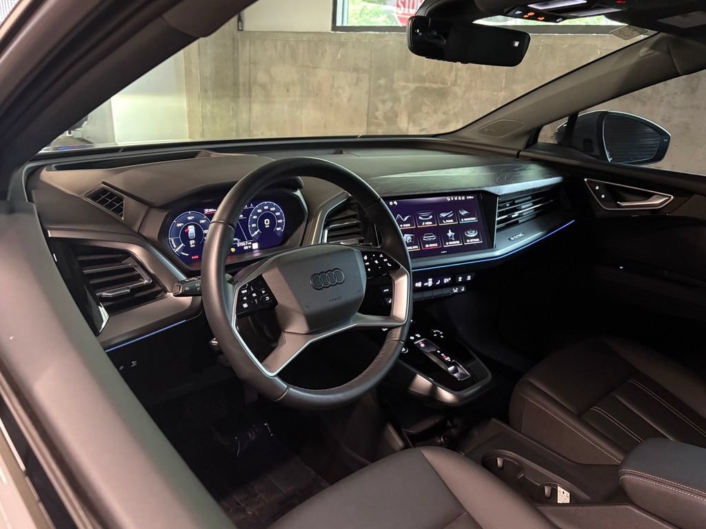 Used 2024 Audi Q4 e-tron Prestige w/ Black Optic Package AWD/4WD image 4