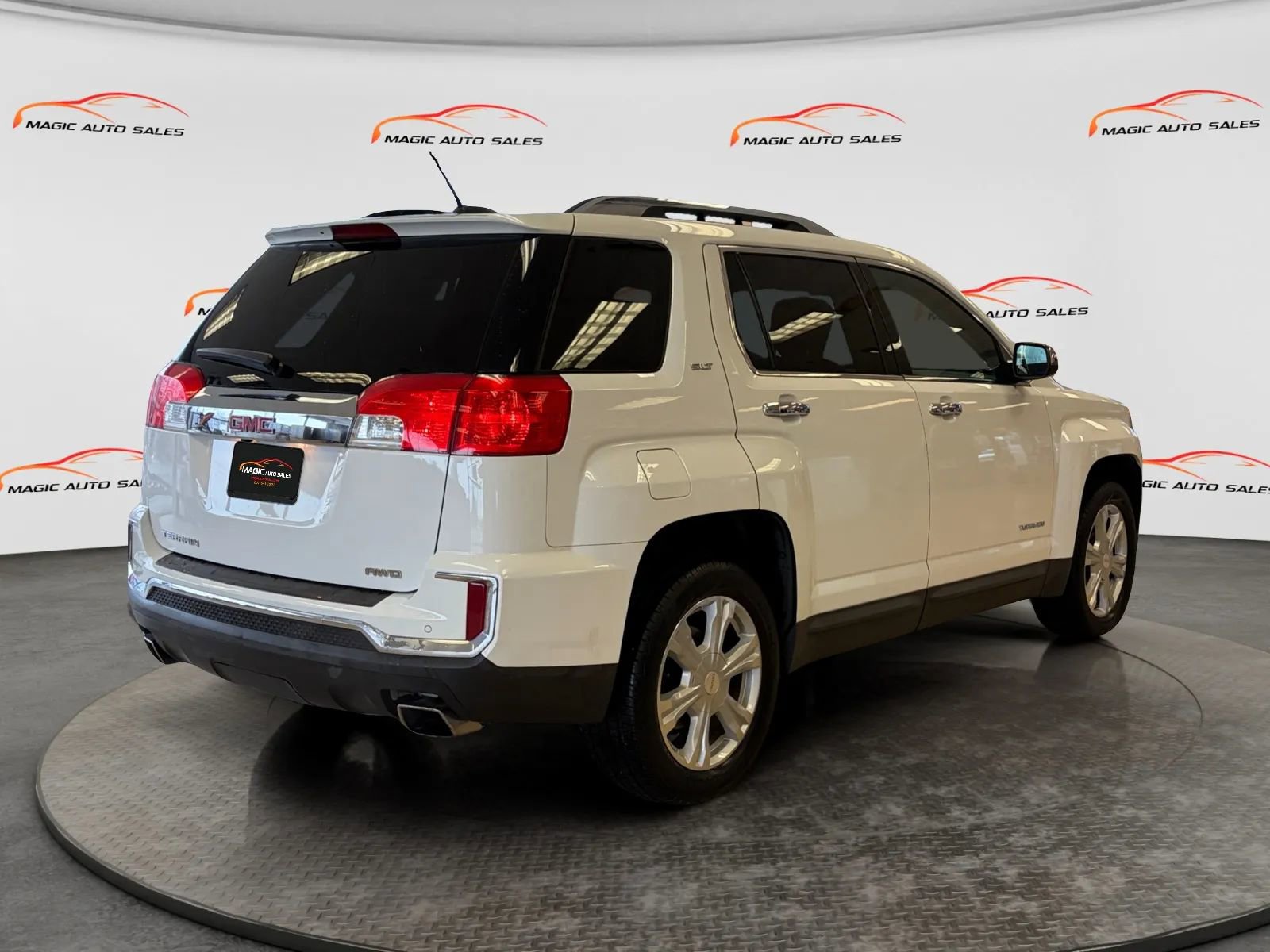 Used 2017 GMC Terrain SLT w/ Driver Alert Package I image 47