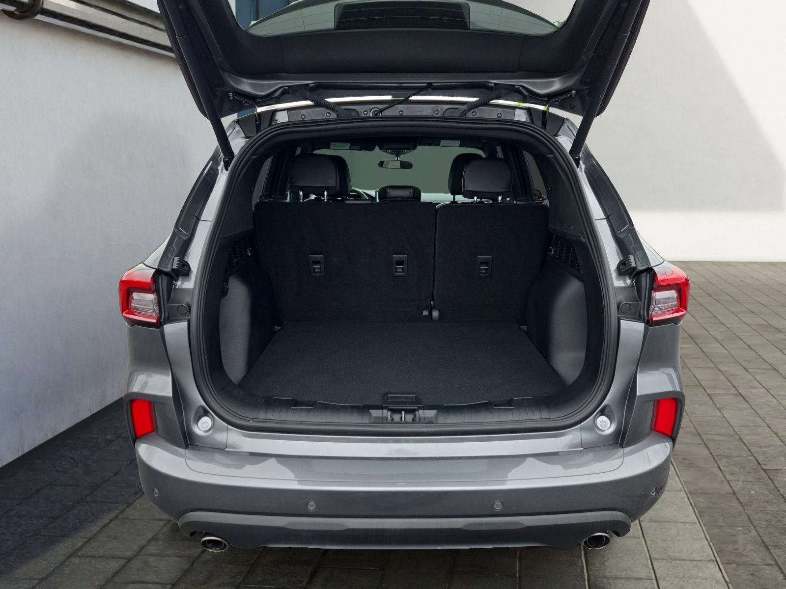Used 2024 Ford Escape ST-Line w/ Tech Pack #1 AWD/4WD image 25