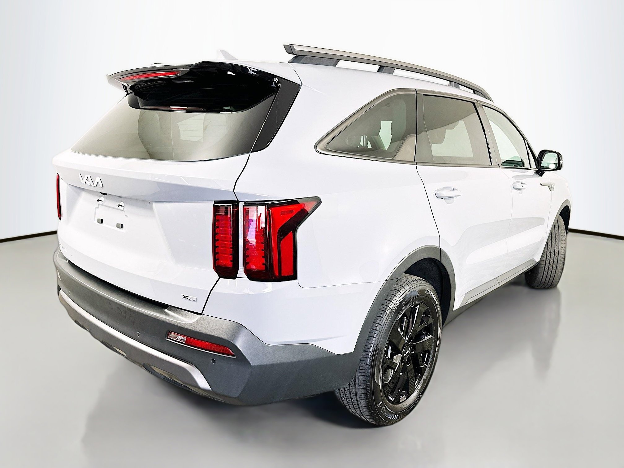 Used 2023 Kia Sorento S w/ Panoramic Sunroof Package image 7